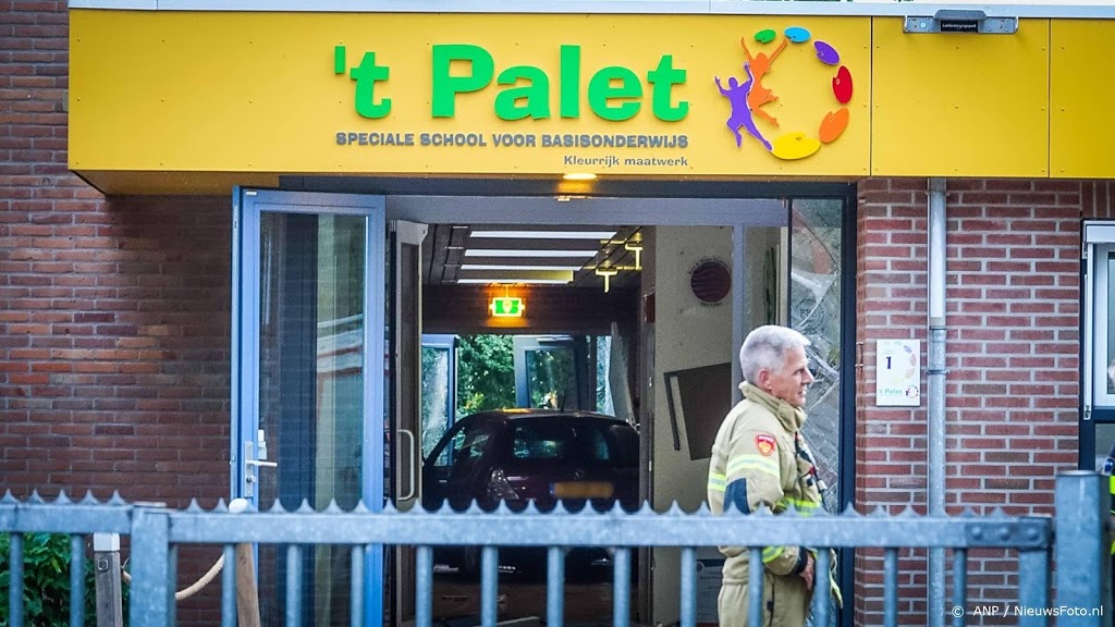 Man die school binnenreed verdacht van poging tot moord