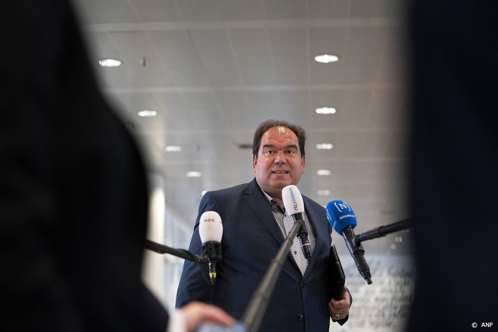Boeren bij Groningen Airport Eelde vertrokken