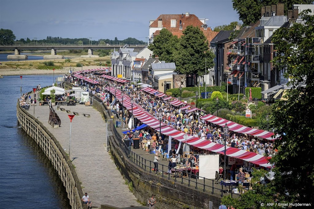 Boekenmarkt Deventer weer zoals voor coronaperiode