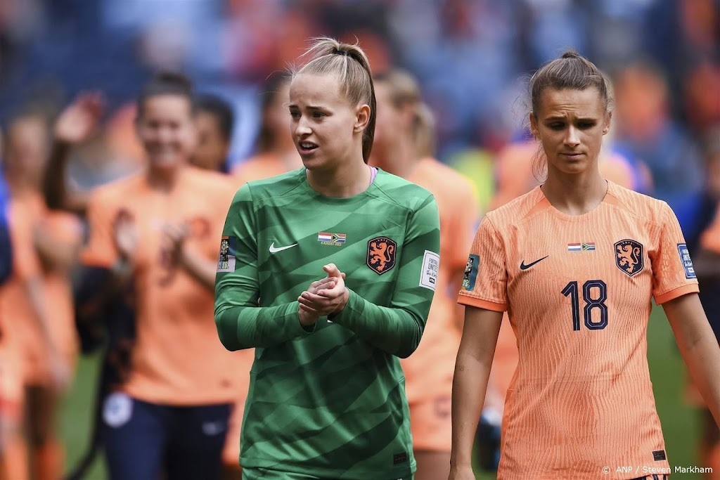 Oranje-uitblinker Van Domselaar 'is het keepen nog niet verleerd'