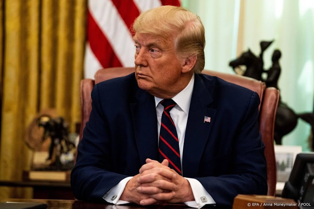 Botenparade voor Trump valt in het water