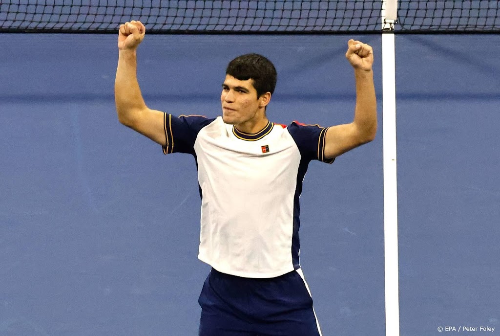Alcaraz volgt Agassi op als jongste kwartfinalist op US Open