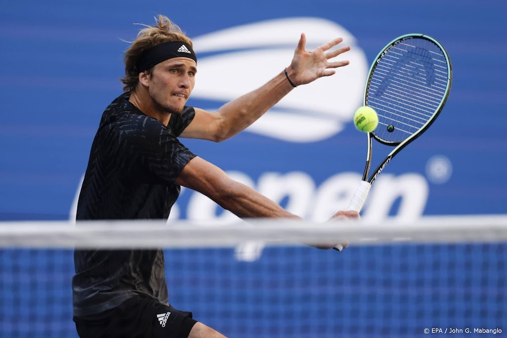 Tennisser Zverev in drie sets langs Sinner in New York