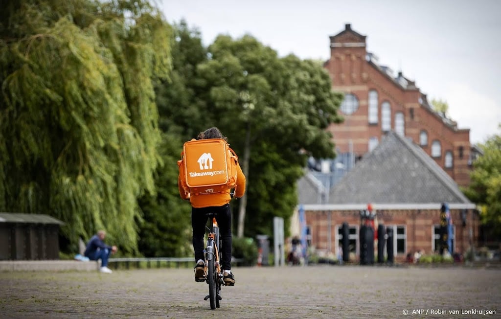 Moederbedrijf Thuisbezorgd stijgt op Damrak na adviesverhoging