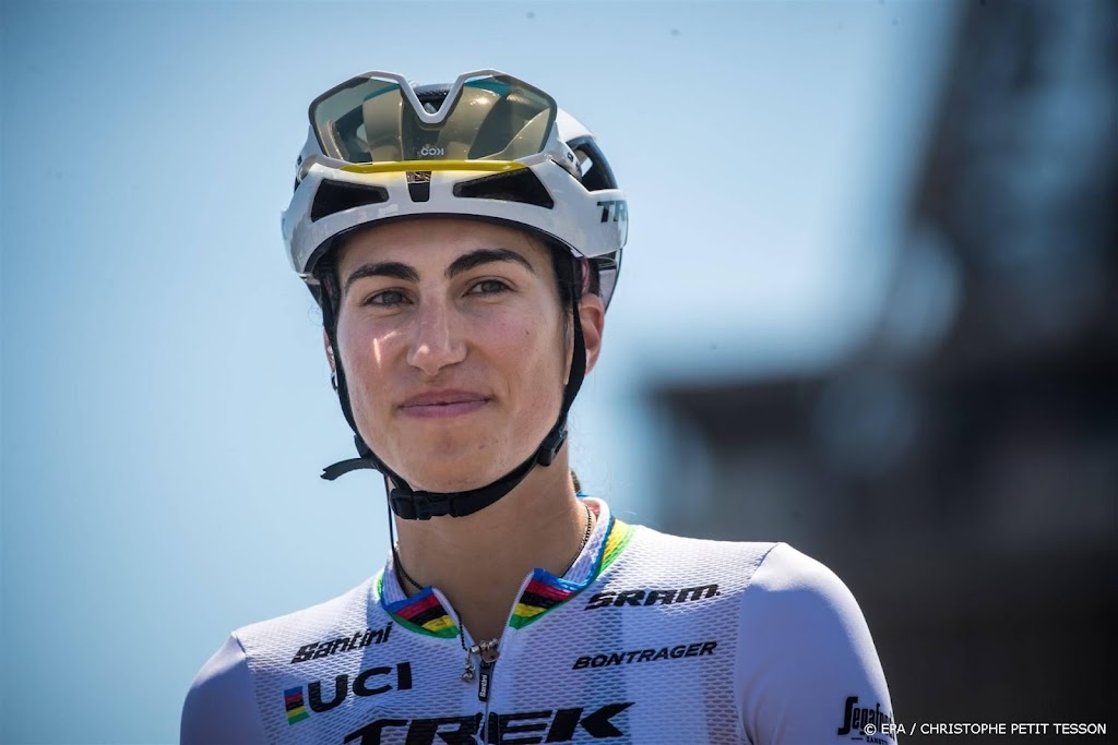 Balsamo verslaat Wiebes en Kool in massasprint Simac Ladies Tour