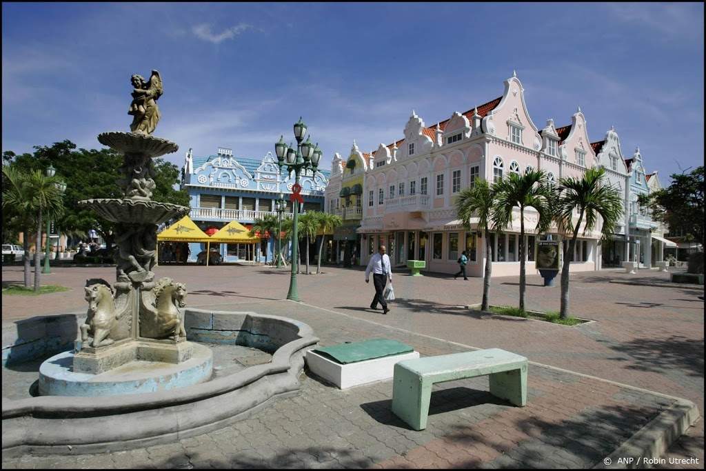 Aruba versoepelt tijden van avondklok