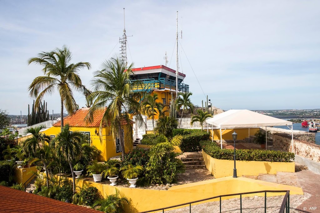 Curaçao laat meer toeristen toe
