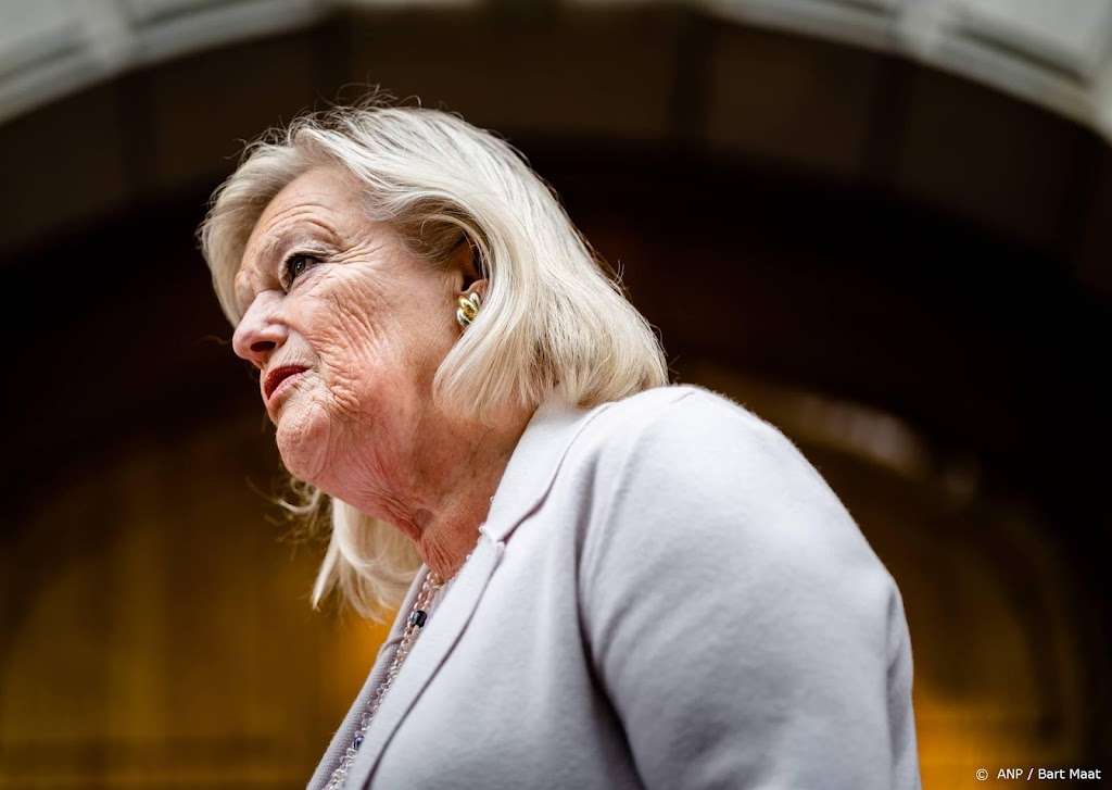 Asielopvang vol, staatssecretaris sluit crisisnoodopvang niet uit