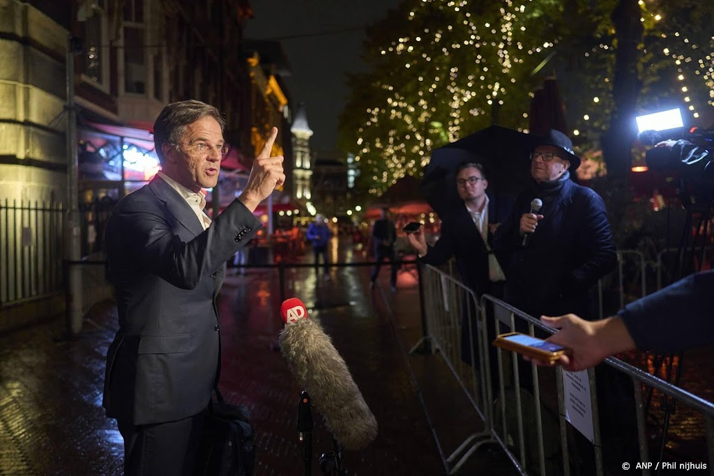 Rutte na avond onderhandelen: gevoel dat iedereen eruit wil komen