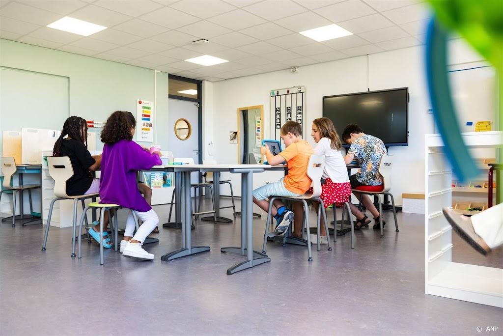 Schoolbesturen hebben weer meer geld op de bank staan