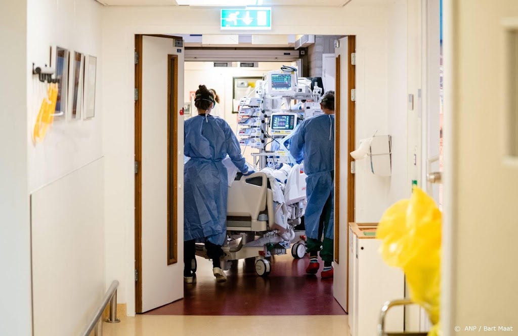 Iets meer coronapatiënten opgenomen in ziekenhuizen