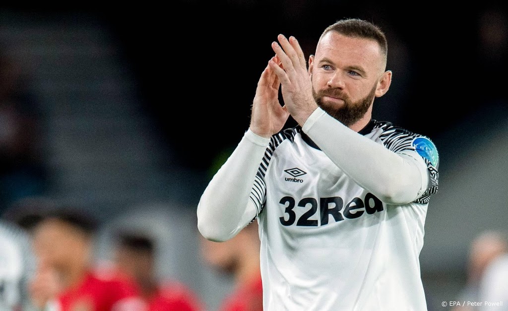 Rooney spreekt schande van gedrag 'dwaze' fans Millwall