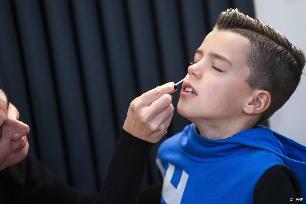 Basisscholen krijgen zelftesten voor de leerlingen