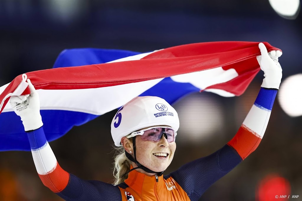 Groenewoud pakt Europese titel op massastart, Schouten tweede