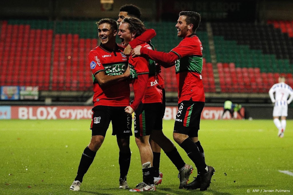 Nijmegen weert supporters met drie stadionverboden levenslang