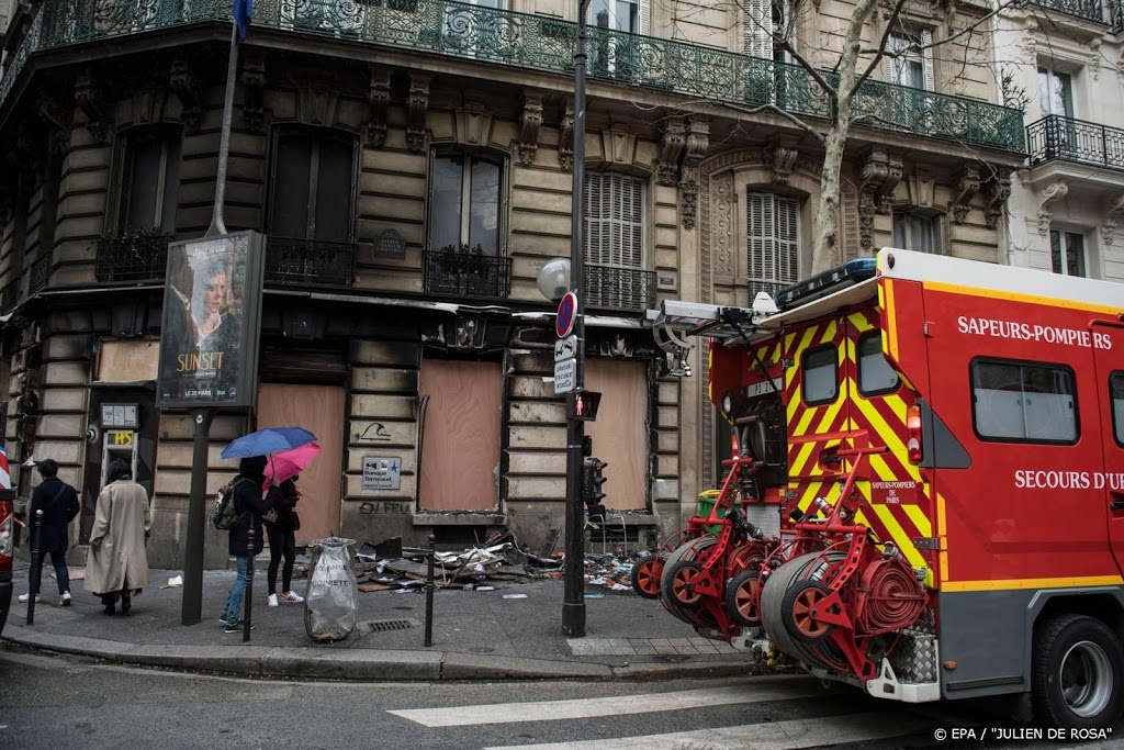 Dode en vier gewonden door explosie in Frans appartement