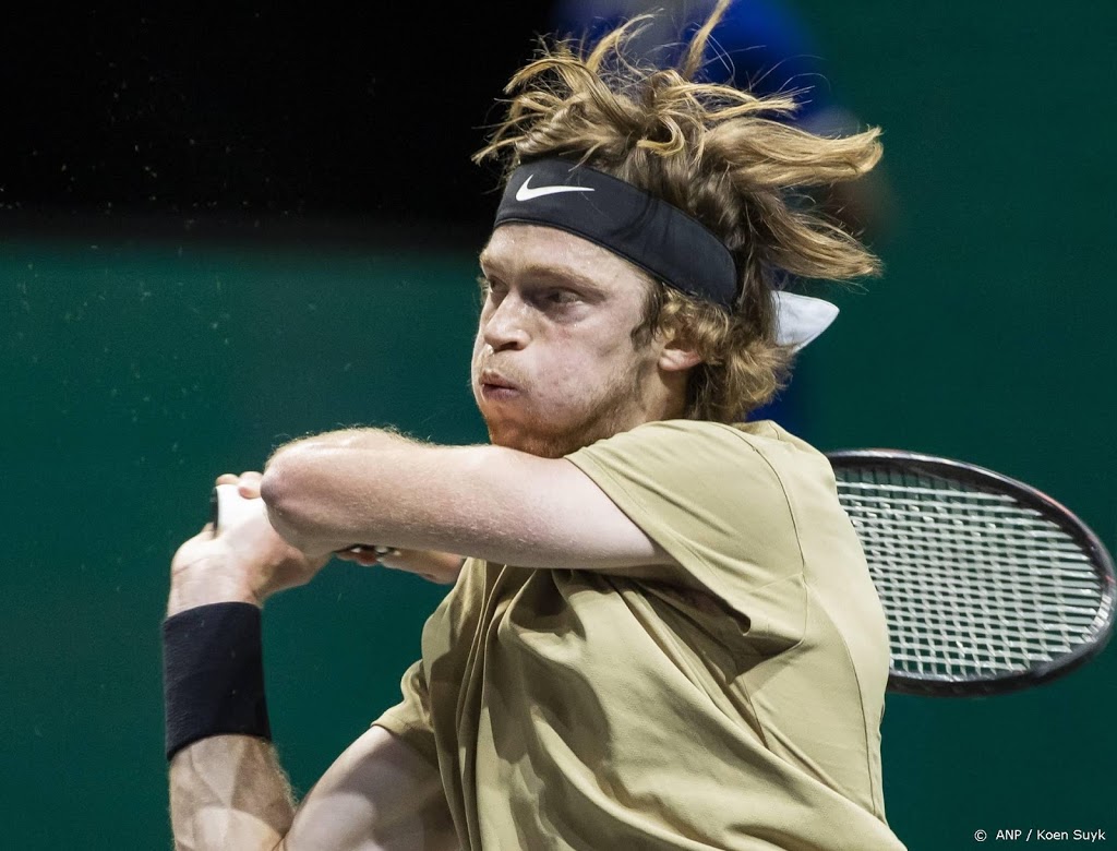 Russische tennisser Roeblev pakt titel in Rotterdam
