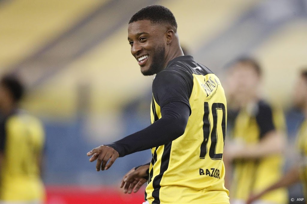 Aanvoerder Pasveer verwacht Bazoer maandag terug bij Vitesse