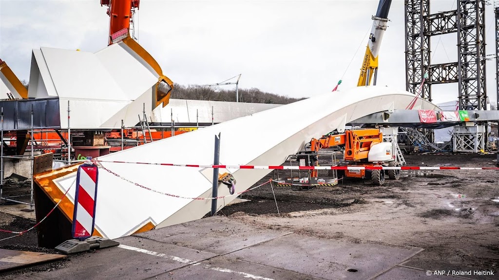 OVV start onderzoek naar ongeluk met brug in aanbouw bij Lochem