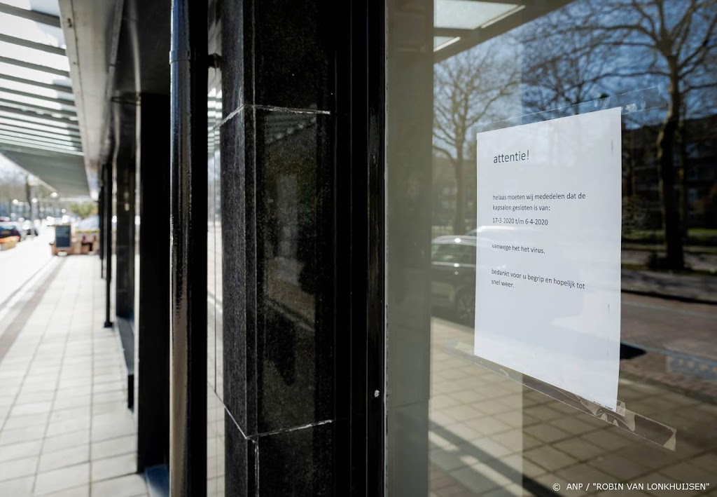 Kappers roepen op: begin alsjeblieft niet aan thuisknippen