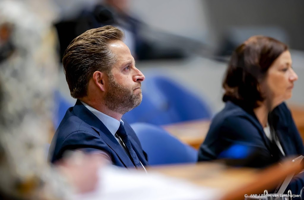 VVD vindt het te vroeg om De Jonge te veroordelen