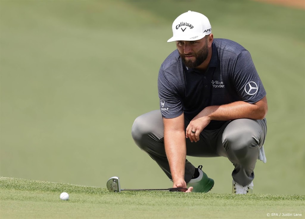Drie golfers aan kop na eerste dag Masters, Woods begint stroef