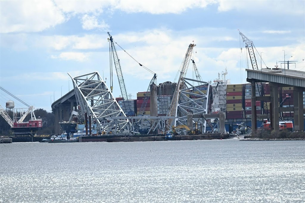 NYT: tientallen bruggen VS onbeschermd tegen botsingen met schip