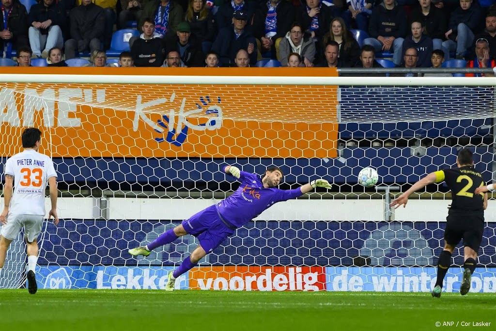 FC Utrecht maakt bij Heerenveen geen fout in strijd om play-offs