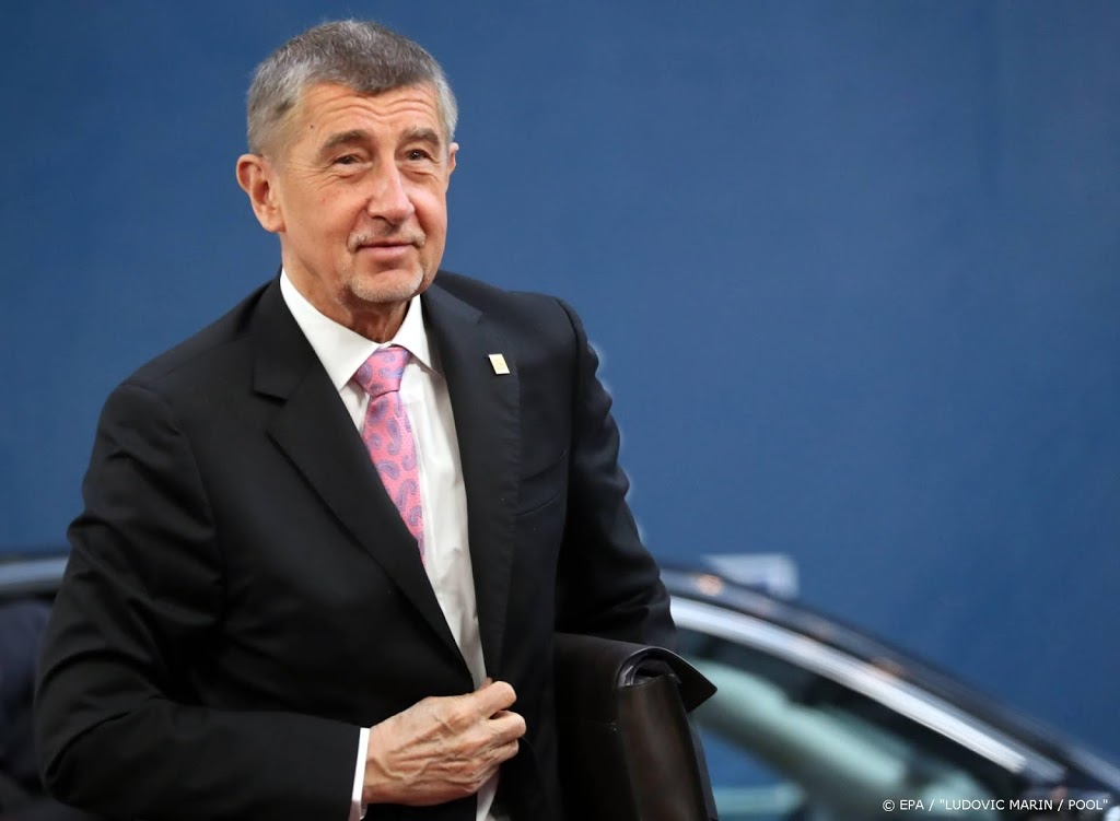 Europarlementariërs willen rol Tsjechische premier beperken