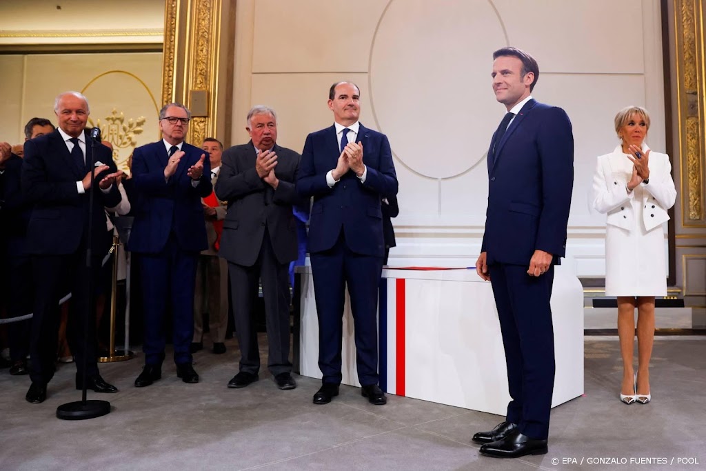 President Macron opnieuw beëdigd, hij belooft sterker Frankrijk