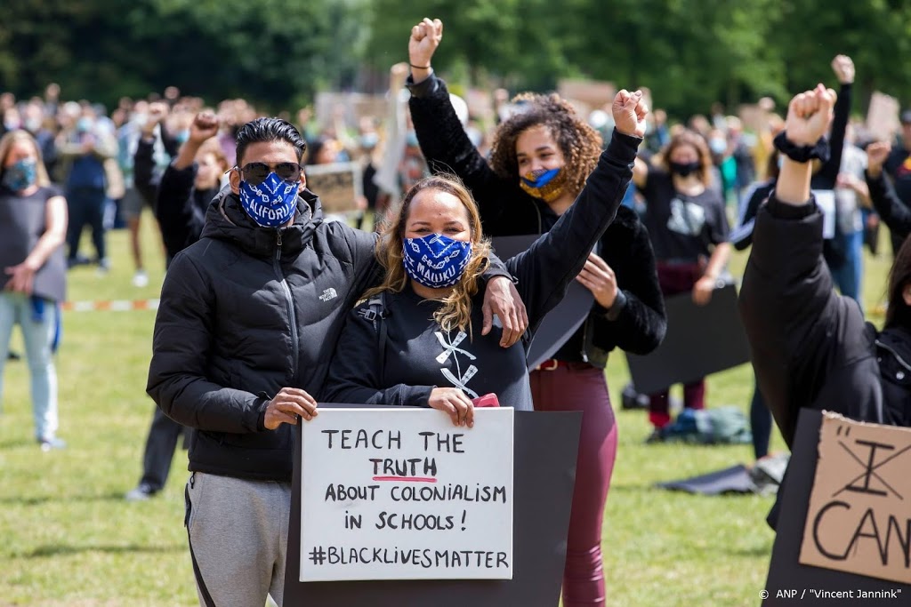 PEC-supporters verwijderd van racismeprotest Zwolle