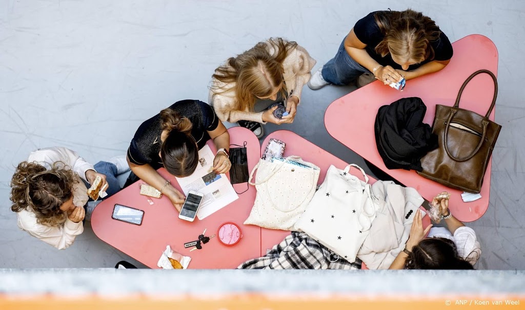 Inspectie handhaaft nog niet bij scholen die niet volledig openen