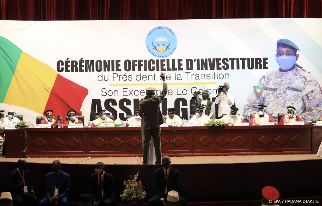 Coupleider Mali beëdigd als interim-president