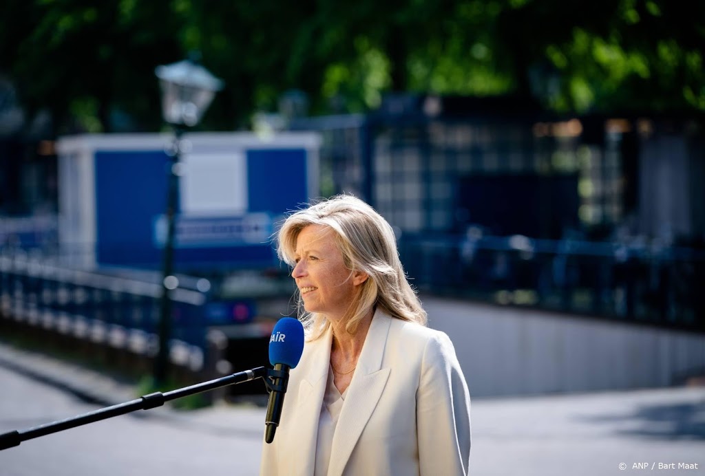 Ollongren: Nationaal Coördinator Groningen op de goede weg