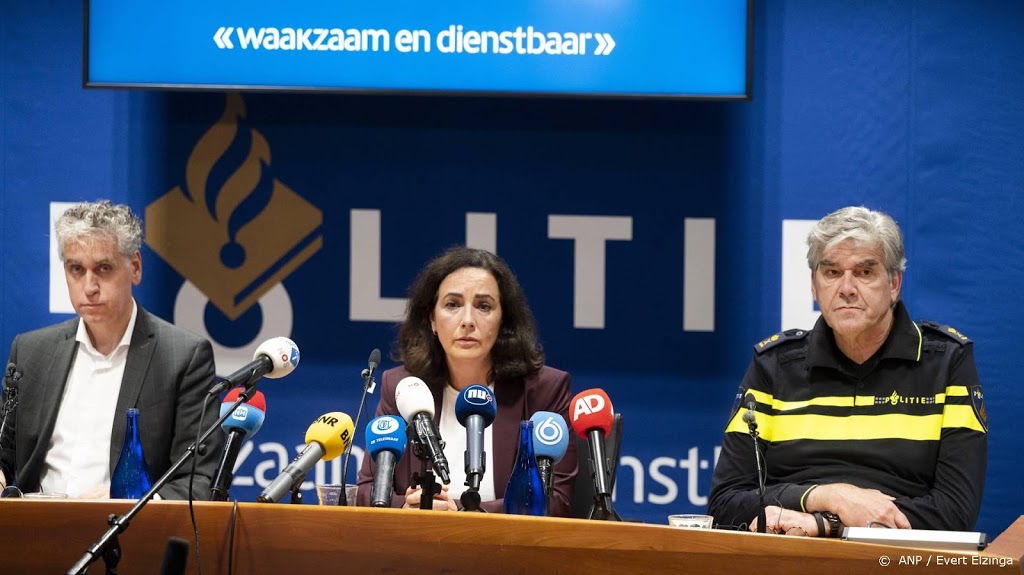 Miljoenen mensen volgen op tv nieuws over Peter R. de Vries
