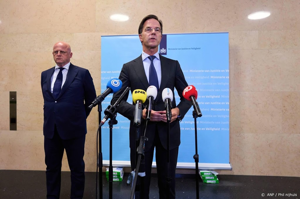 Rutte: aanslag op De Vries verenigt land in strijd tegen misdaad