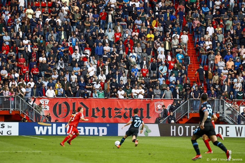 FC Twente verliest van Immobile