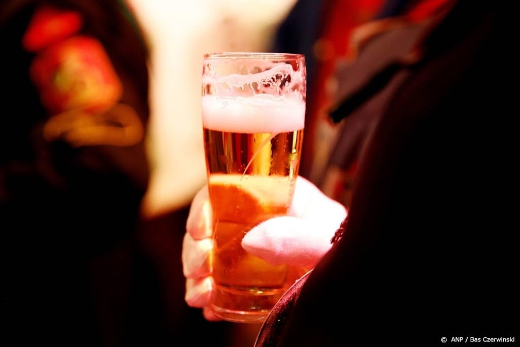 Alcoholpoli's beducht op extra hard feesten met veel alcohol