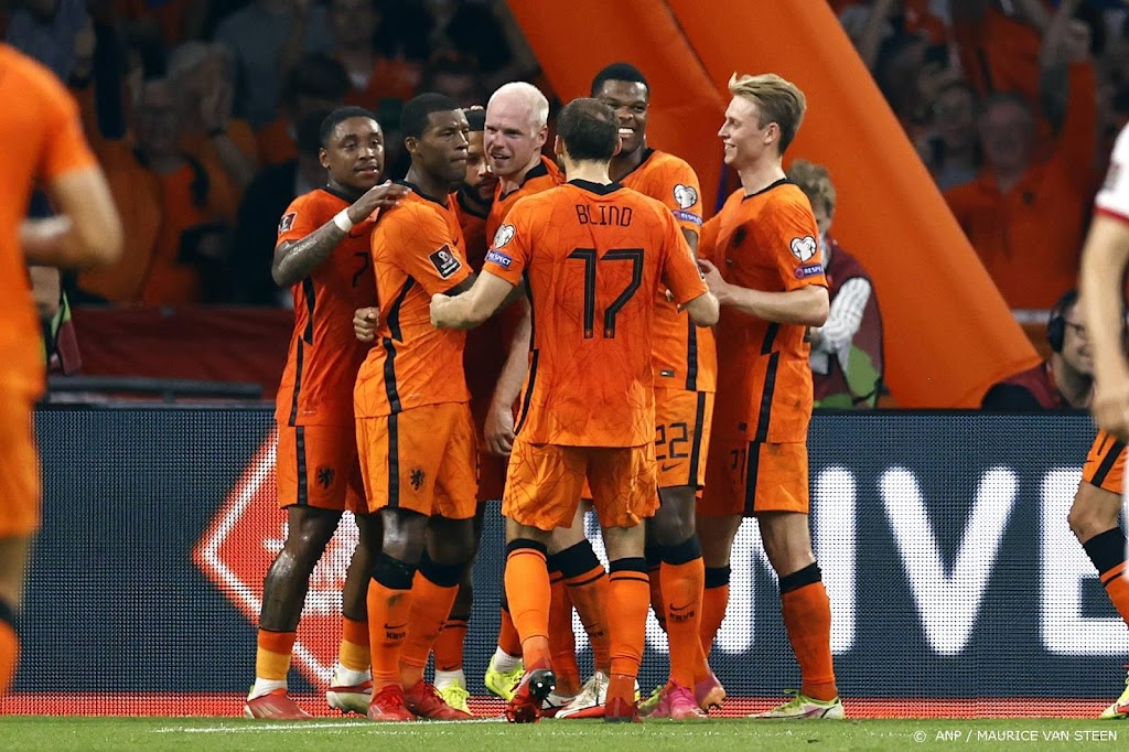 Oranje ligt na ruime zege op Turkije (6-1) op koers voor WK