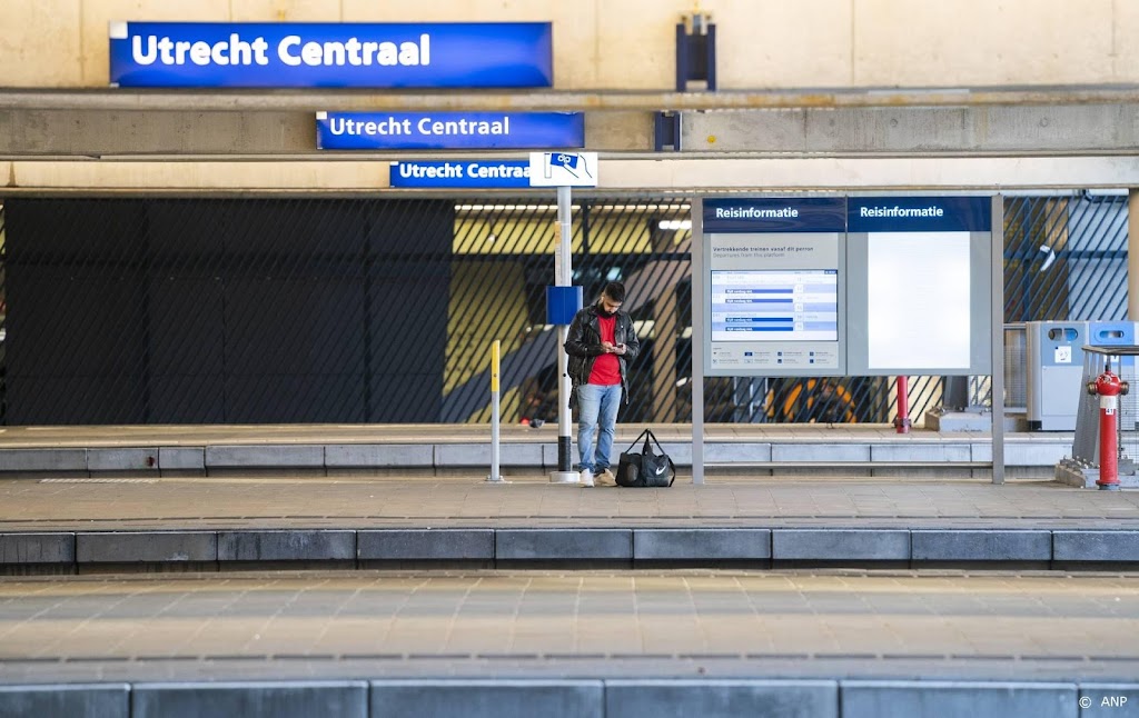 Bonden willen praten met NS, maar stakingen gaan vooralsnog door