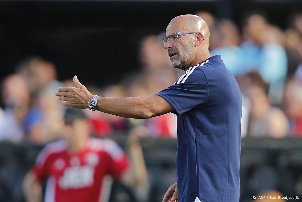 Trainer Bosz lijdt eerste nederlaag met Olympique Lyon