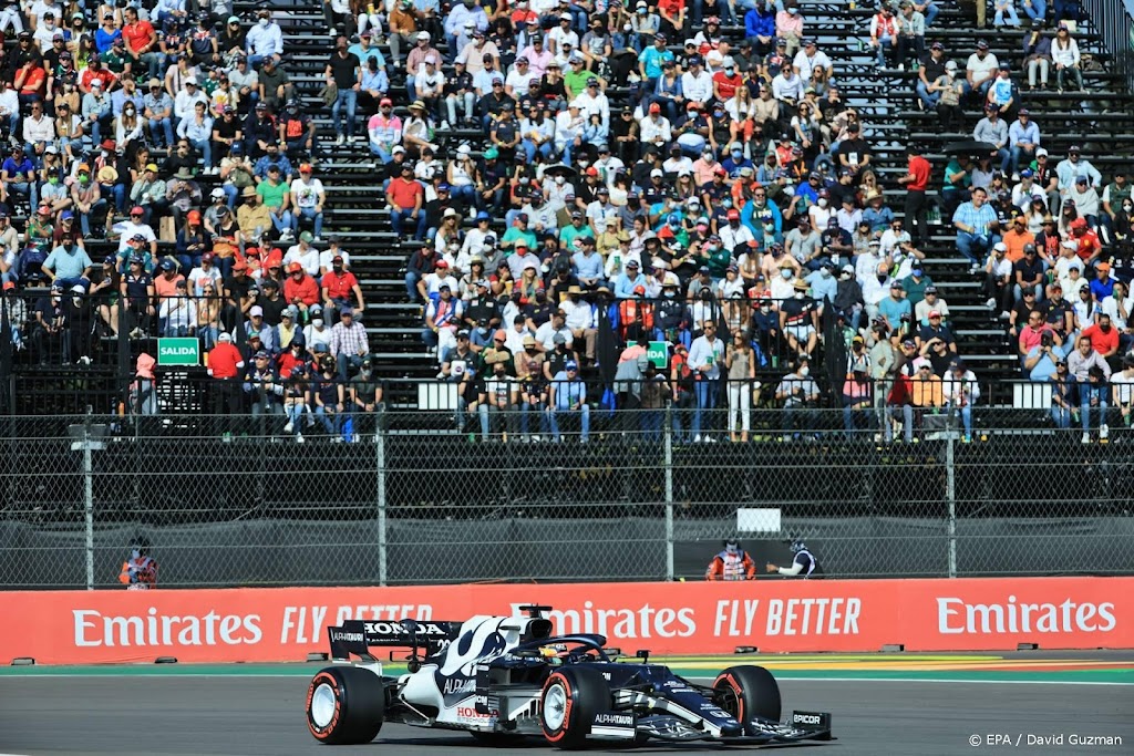 Red Bull-coureurs balen in Mexico van Tsunoda