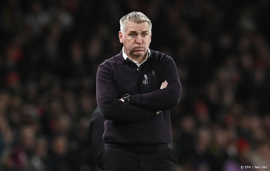 Aston Villa ontslaat trainer Smith