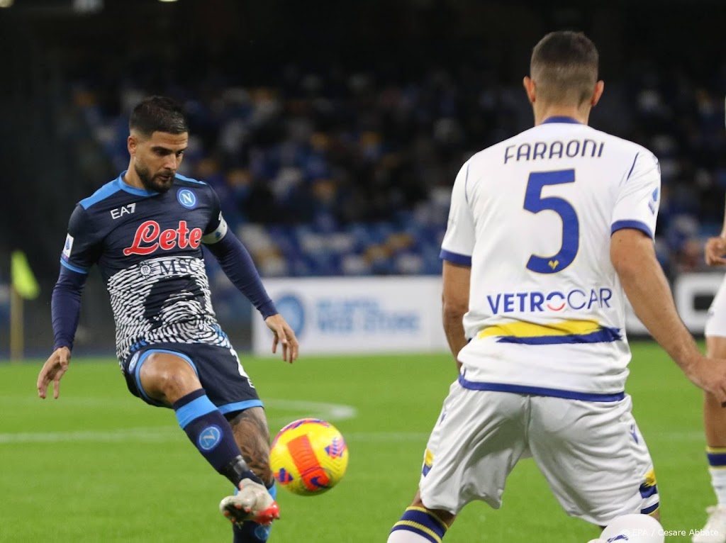 Napoli verspeelt in eigen stadion punten tegen Hellas Verona