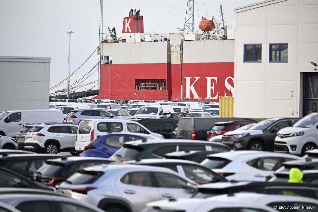 Havenmedewerkers blokkeren laden en lossen Tesla-auto's in Zweden