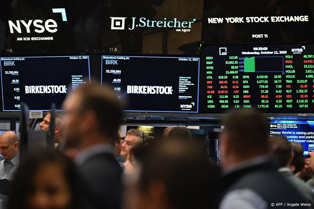 Wall Street boekt langste winstreeks in 2 jaar, Uber bij stijgers