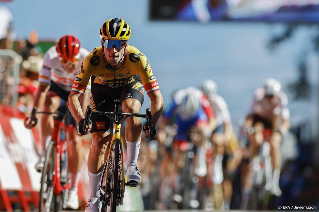 Wielrenner Roglic heeft nog 'behoorlijk' hersteltraject te gaan