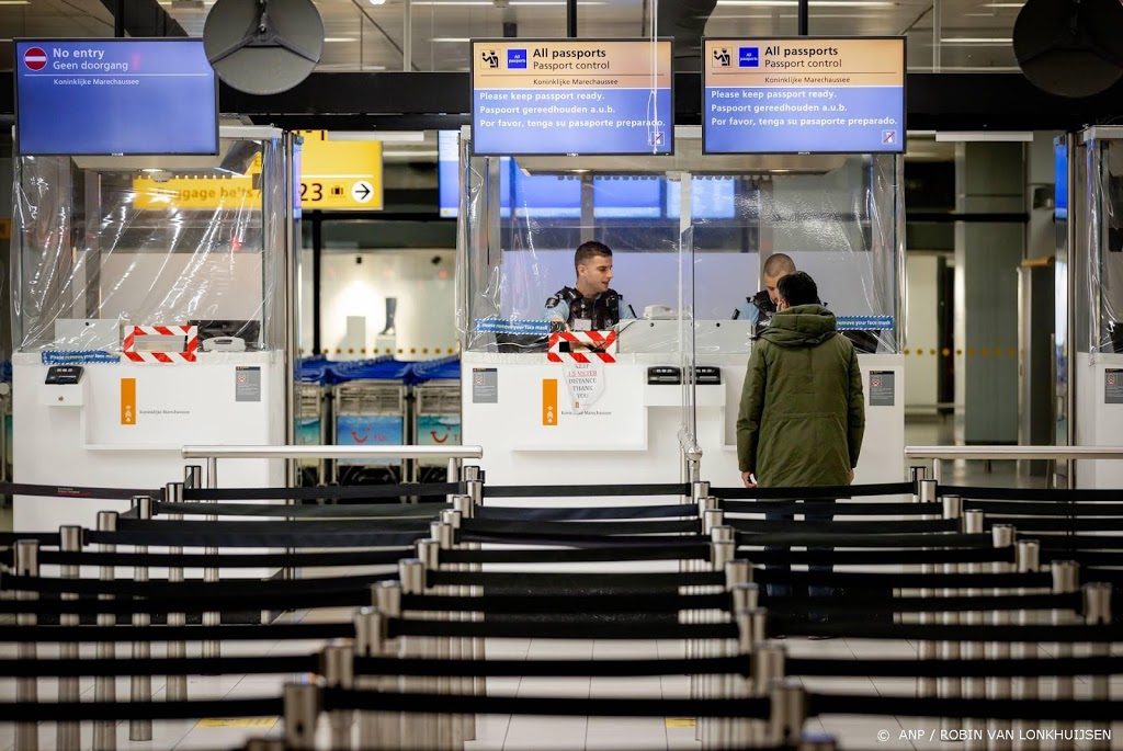 Al tientallen Britten aan de grens tegengehouden