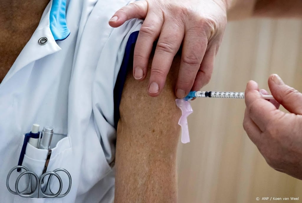 Brussel: EU-land mag niet op eigen houtje extra vaccins inslaan