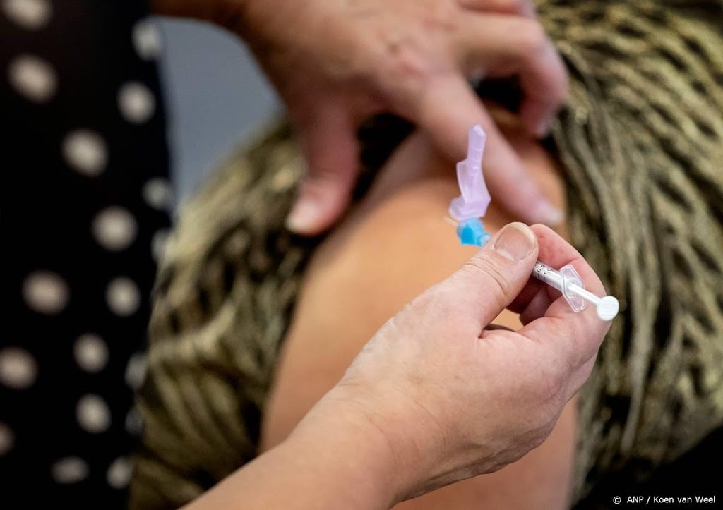 Personeel fabriek Pfizer-vaccins in België krijgt versneld prik